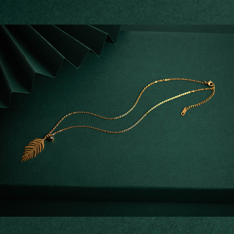 NORAS GOLDEN LEAF HALSKETTE