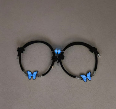 NORAS LEUCHTENDER SCHMETTERLING