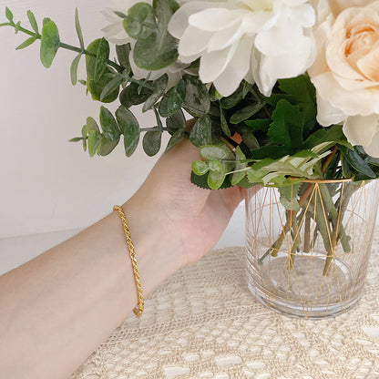 NORAS FAVORITE ARMBAND