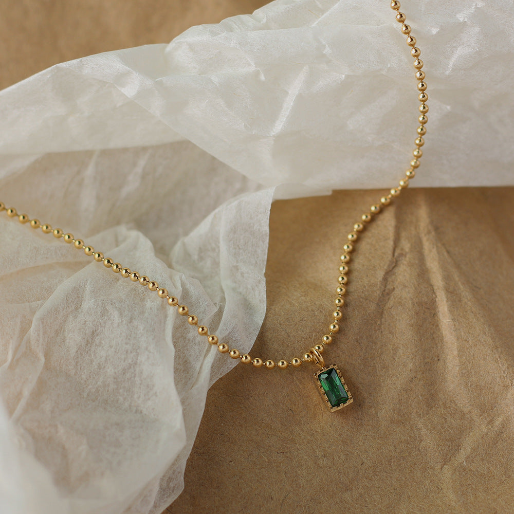 NORAS EMERALD HALSKETTE