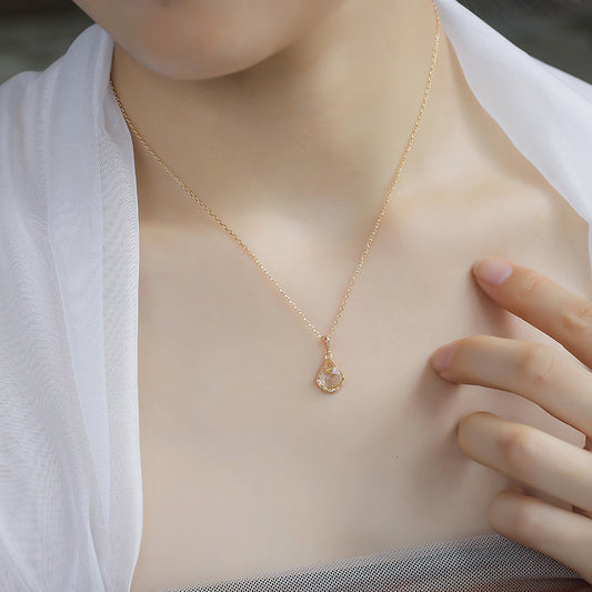 NORAS CRYSTAL HALSKETTE