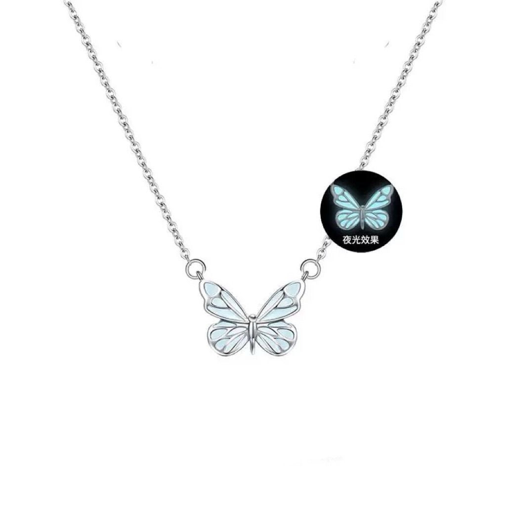 NORAS LEUCHTENDER SCHMETTERLING