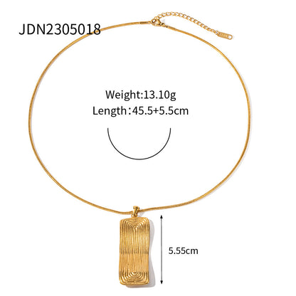 NORAS GOLDKETTE IM AFRIKANISCHEN STYLE