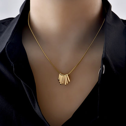 NORAS CLAVIC LUXURY HALSKETTE