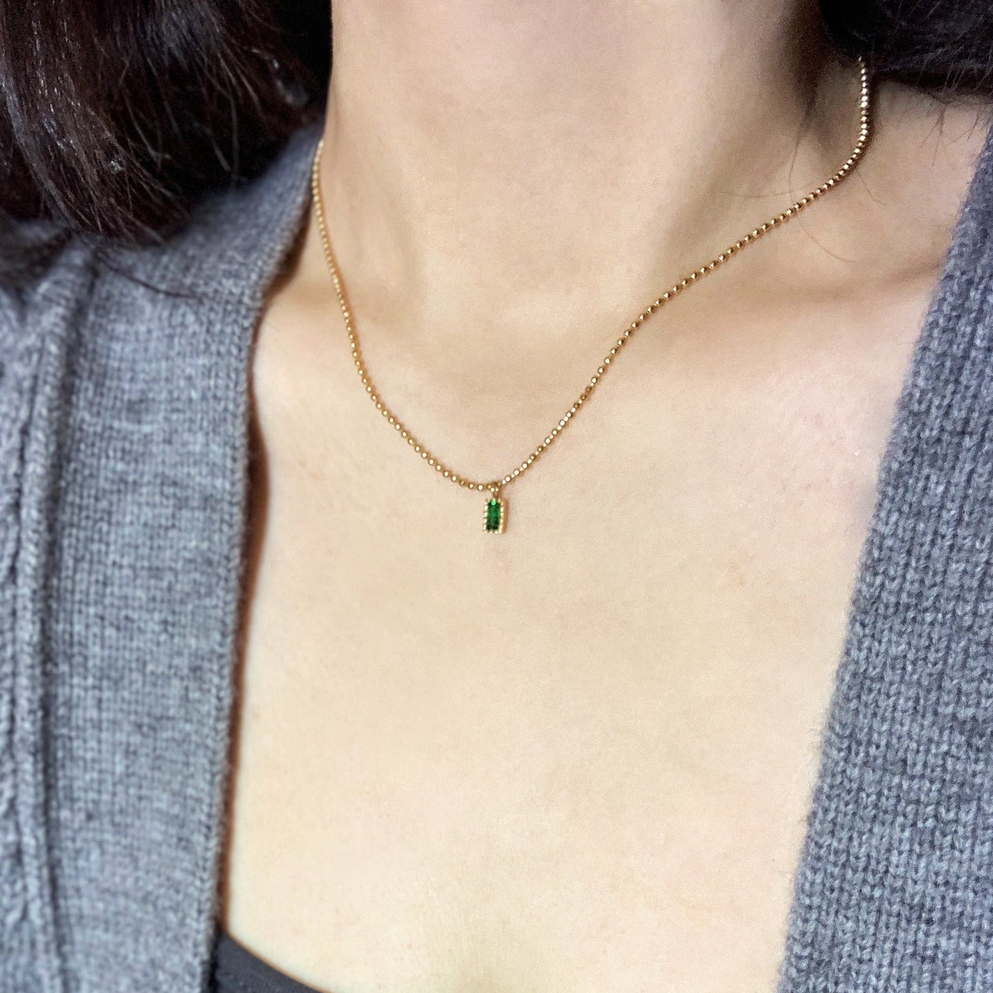 NORAS EMERALD HALSKETTE