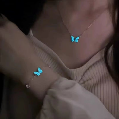 NORAS LEUCHTENDER SCHMETTERLING